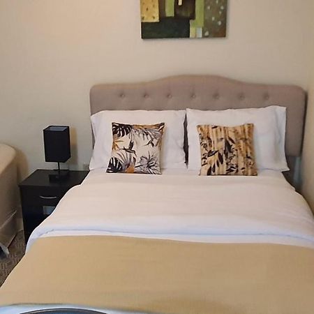 Hastings Towers 4D - Studio Apt Opp Beach Bridgetown Luaran gambar