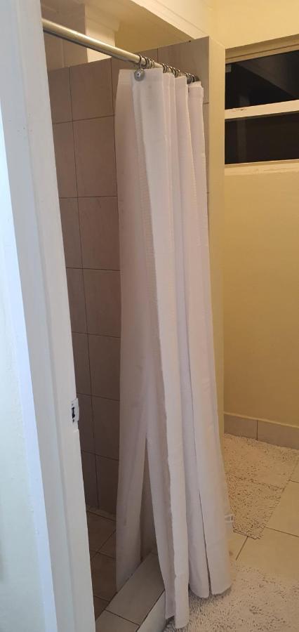 Hastings Towers 4D - Studio Apt Opp Beach Bridgetown Luaran gambar