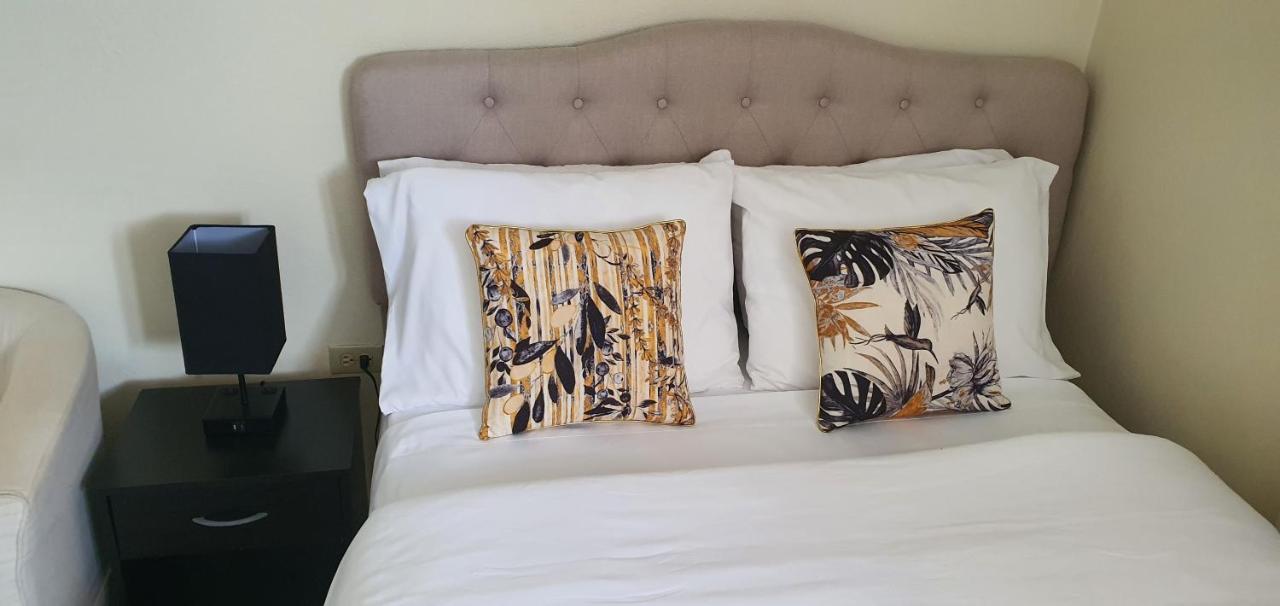 Hastings Towers 4D - Studio Apt Opp Beach Bridgetown Luaran gambar